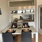Haus 5 We 595 *